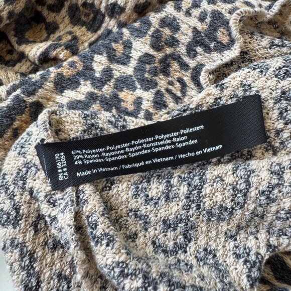 NWOT UO Out From Under Women's Leopard Print Gracen Turtleneck Top Size Large - Picture 14 of 16